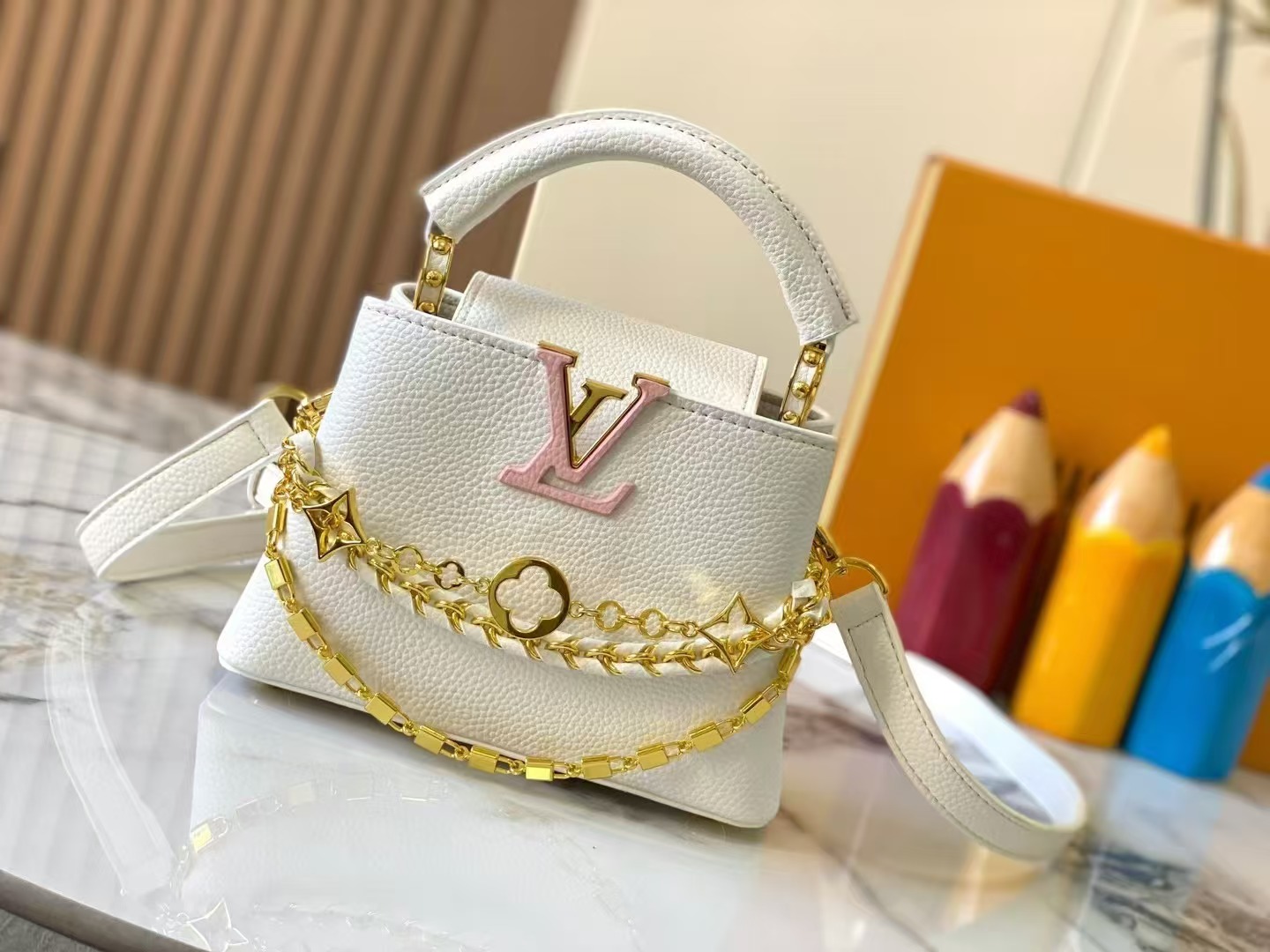 Louis Vuitton Capucines Bag White M12344